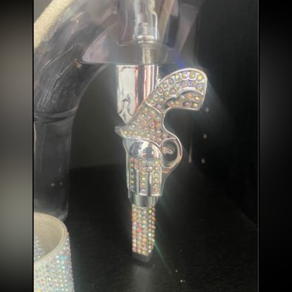 Pleasers w/ Pistol design and Ankle cuffs - Picture 2 of 3